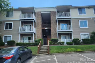 9523 University Terrace Dr, Charlotte, NC 28262 - Photo 1