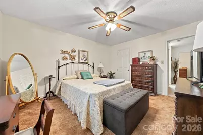 2705 N Center Street #37, Hickory, NC 28601 - Photo 17