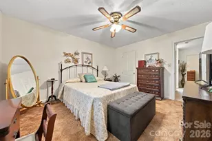 2705 N Center St, Hickory, NC 28601 - Photo 17