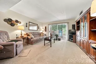 2705 N Center St, Hickory, NC 28601 - Photo 9