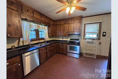 614 Neil Street, Gastonia, NC 28052 - Photo 11