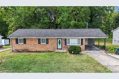 829 Vancouver Lane, Gastonia, NC 28052 - Photo 1