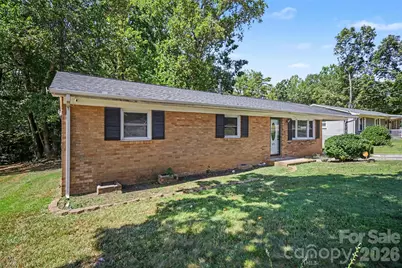 829 Vancouver Lane, Gastonia, NC 28052 - Photo 3