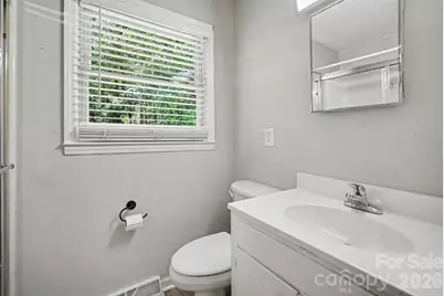 829 Vancouver Lane, Gastonia, NC 28052 - Photo 17
