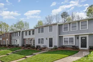9456 Lexington Cir, Charlotte, NC 28213 - Photo 7