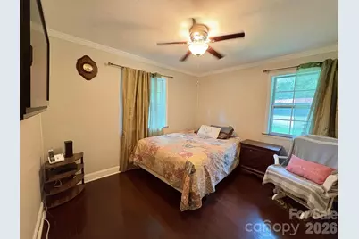 818 Hillcrest Avenue, Gastonia, NC 28052 - Photo 25