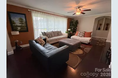 818 Hillcrest Avenue, Gastonia, NC 28052 - Photo 11