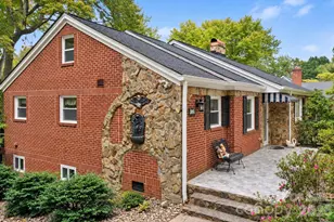 609 1st Ave N, Conover, NC 28613 - Photo 3