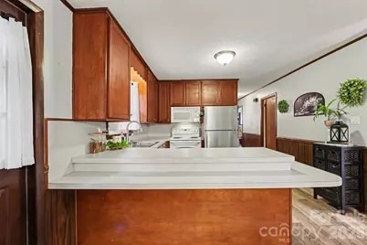 2712 33rd Avenue NE, Hickory, NC 28601 - Photo 11