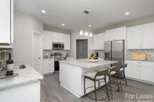 108 Pine Bluff Ct, Mount Holly, NC 28120 - Photo 5