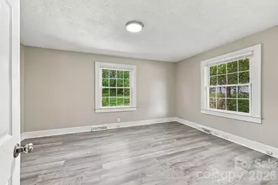 909 Rhode Island Avenue, Kannapolis, NC 28083 - Photo 21