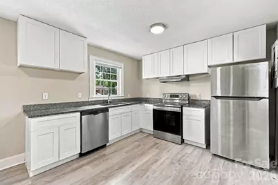 909 Rhode Island Avenue, Kannapolis, NC 28083 - Photo 9