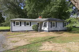 909 Rhode Island Ave, Kannapolis, NC 28083 - Photo 1