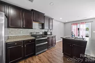 7407 Niccoline Ln, Charlotte, NC 28214 - Photo 7