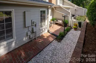 1804 Meadowood Ln, Charlotte, NC 28211 - Photo 37