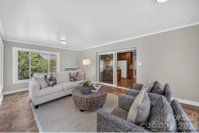 7601 Woodstream Drive, Charlotte, NC 28210 - Photo 11