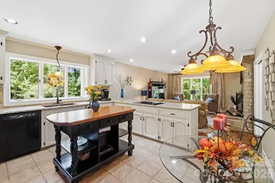 211 Lamplighter Lane, Mount Holly, NC 28120 - Photo 5