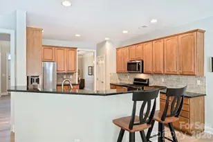 5632 Wrenfield Ct, Charlotte, NC 28277 - Photo 7