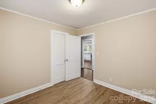 2955 Amay James Ave, Charlotte, NC 28208 - Photo 21