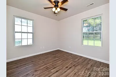 930 Wainwright Avenue, Charlotte, NC 28206 - Photo 17