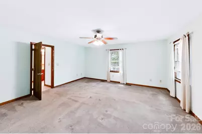2008 Deep Woods Drive, Hendersonville, NC 28739 - Photo 9