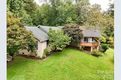 2008 Deep Woods Drive, Hendersonville, NC 28739 - Photo 3