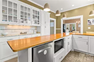 2510 Shelton Ave, Statesville, NC 28677 - Photo 9