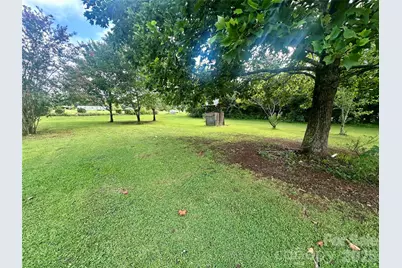 226 Flat Rock Drive, Lincolnton, NC 28092 - Photo 3