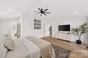 1837 Camp Greene St, Charlotte, NC 28208 - Photo 15