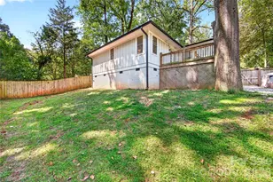 1837 Camp Greene St, Charlotte, NC 28208 - Photo 27