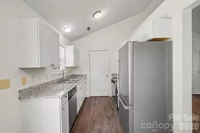 5718 Kirkdale Court, Charlotte, NC 28208 - Photo 11