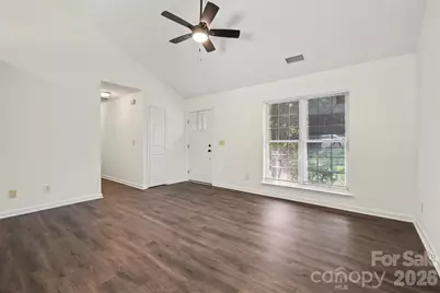 5718 Kirkdale Court, Charlotte, NC 28208 - Photo 3
