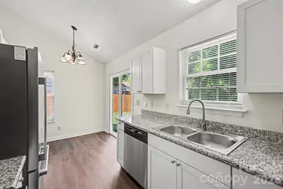 5718 Kirkdale Court, Charlotte, NC 28208 - Photo 15