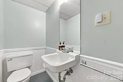 912 Tally Ho Court, Charlotte, NC 28212 - Photo 31