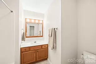310 Robertson St, Burnsville, NC 28714 - Photo 17