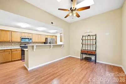 310 Robertson Street, Burnsville, NC 28714 - Photo 11