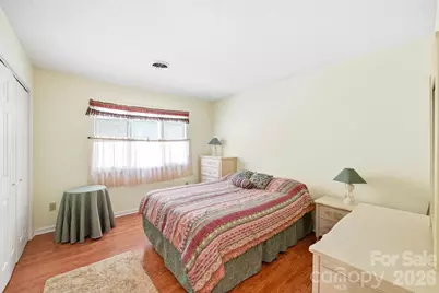 310 Robertson Street, Burnsville, NC 28714 - Photo 21