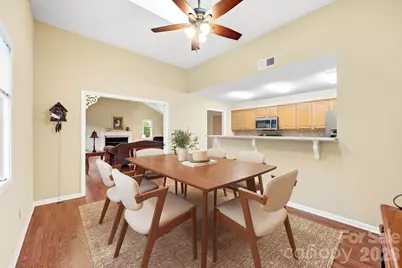 310 Robertson Street, Burnsville, NC 28714 - Photo 9