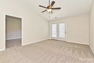 2013 Pin Oak Pl, Cramerton, NC 28032 - Photo 5
