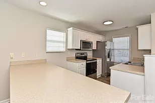 2013 Pin Oak Pl, Cramerton, NC 28032 - Photo 11