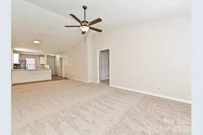 2013 Pin Oak Place, Cramerton, NC 28032 - Photo 9