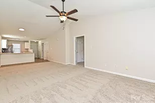 2013 Pin Oak Pl, Cramerton, NC 28032 - Photo 9
