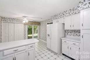 4218 Woodglen Ln, Charlotte, NC 28226 - Photo 13