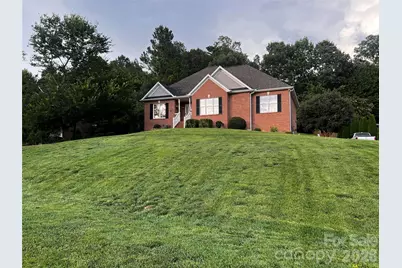 1463 Brookstone Drive, Hickory, NC 28602 - Photo 1