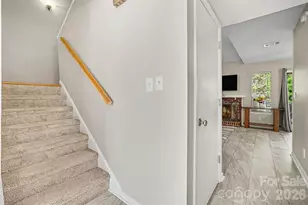 6612 Point Comfort Ln, Charlotte, NC 28226 - Photo 5