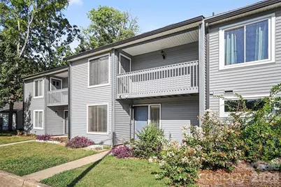 6612 Point Comfort Lane, Charlotte, NC 28226 - Photo 3