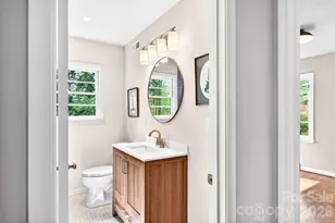 4 Baird Ln, Asheville, NC 28804 - Photo 23