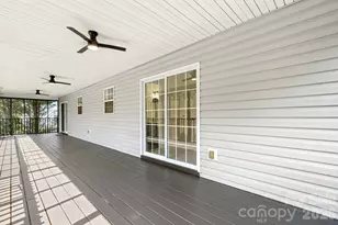 2103 Samanthas Wells Ln, Newton, NC 28658 - Photo 27
