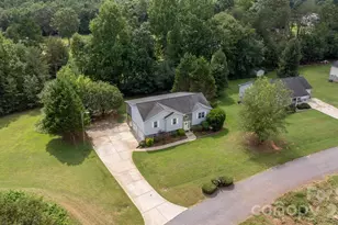 2103 Samanthas Wells Ln, Newton, NC 28658 - Photo 37