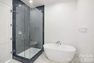 409 Queens Rd, Charlotte, NC 28207 - Photo 33